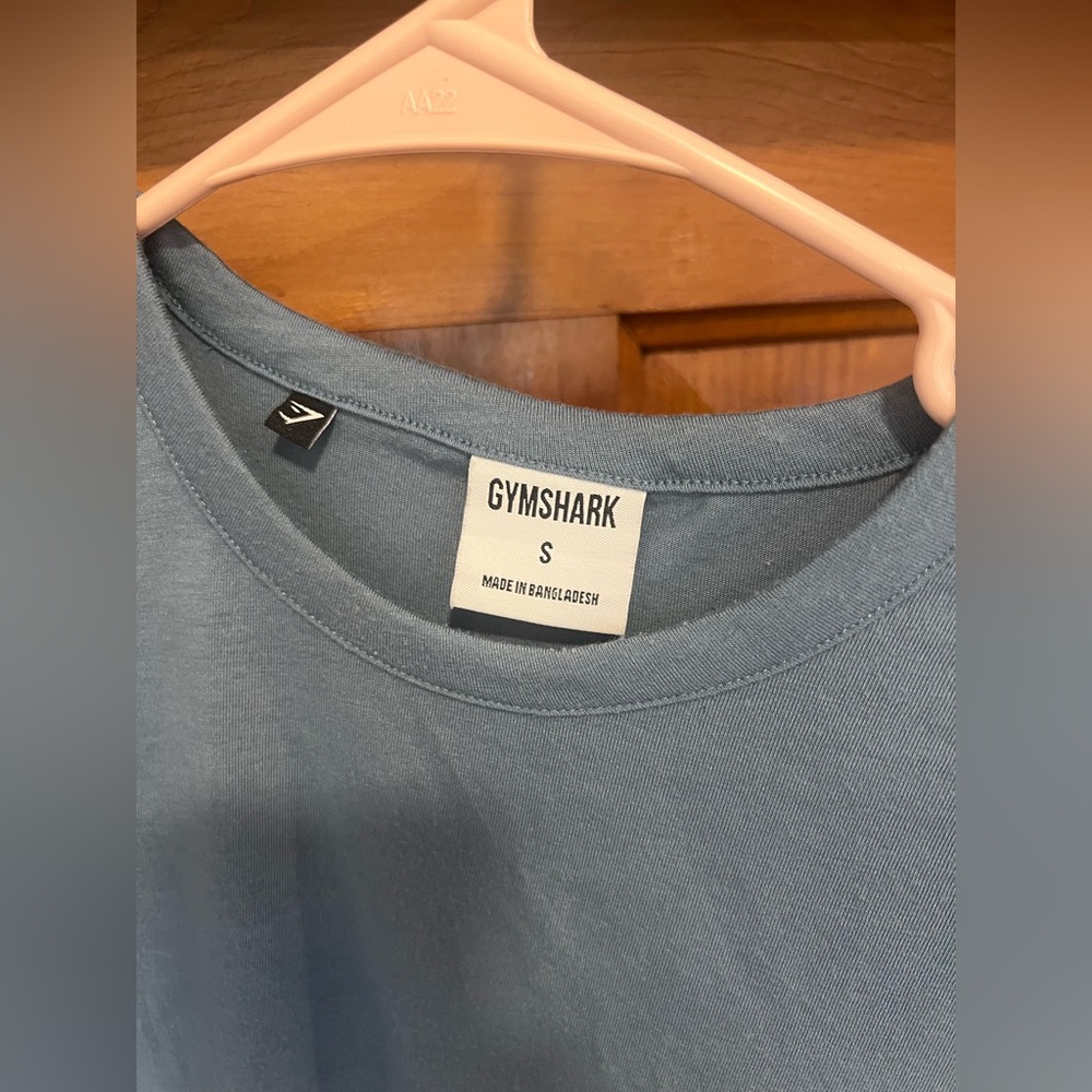 Gymshark Tee - Picture 3 of 5